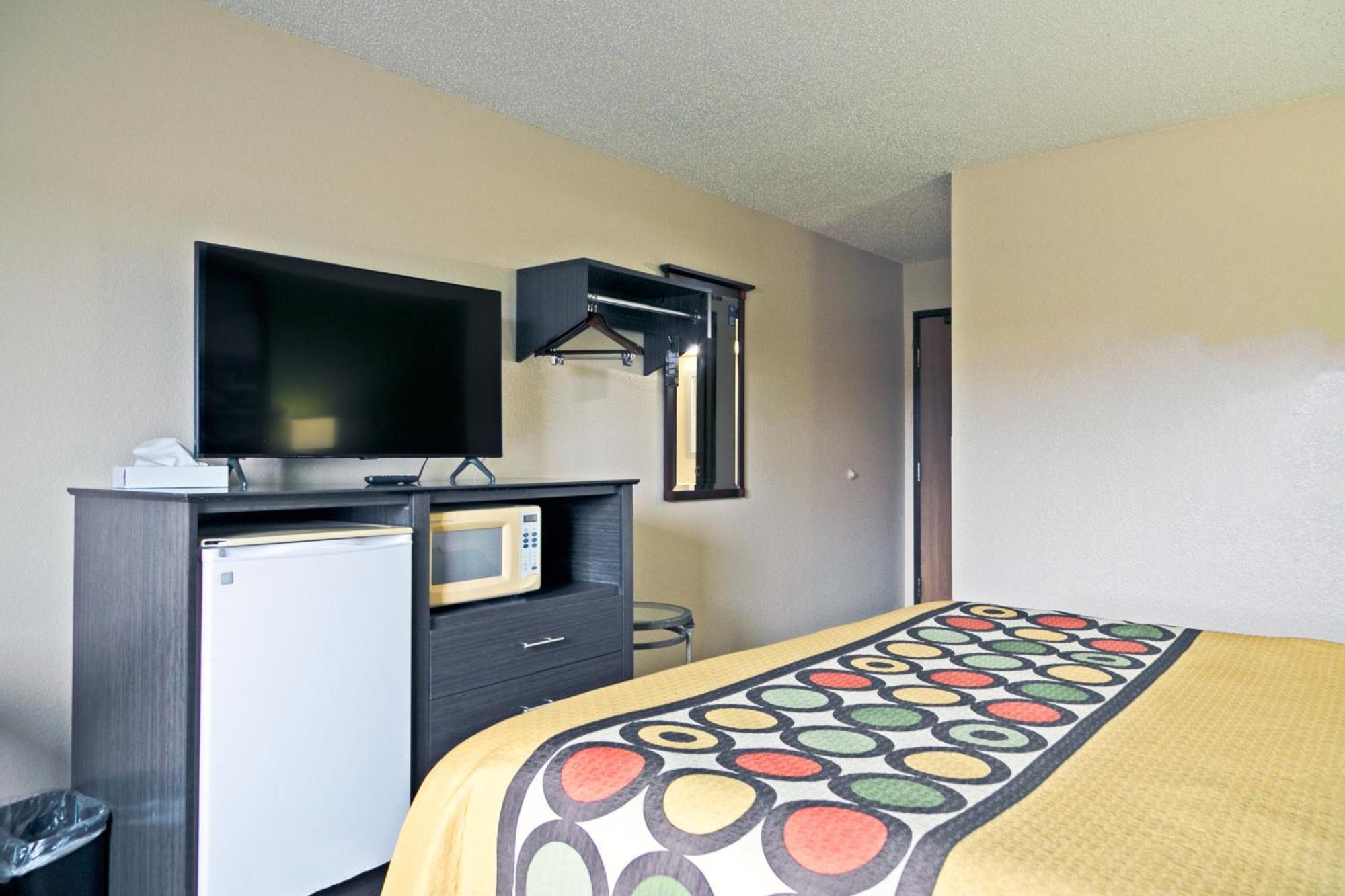 Super 8 By Wyndham Augusta Ft Eisenhower Area Екстер'єр фото