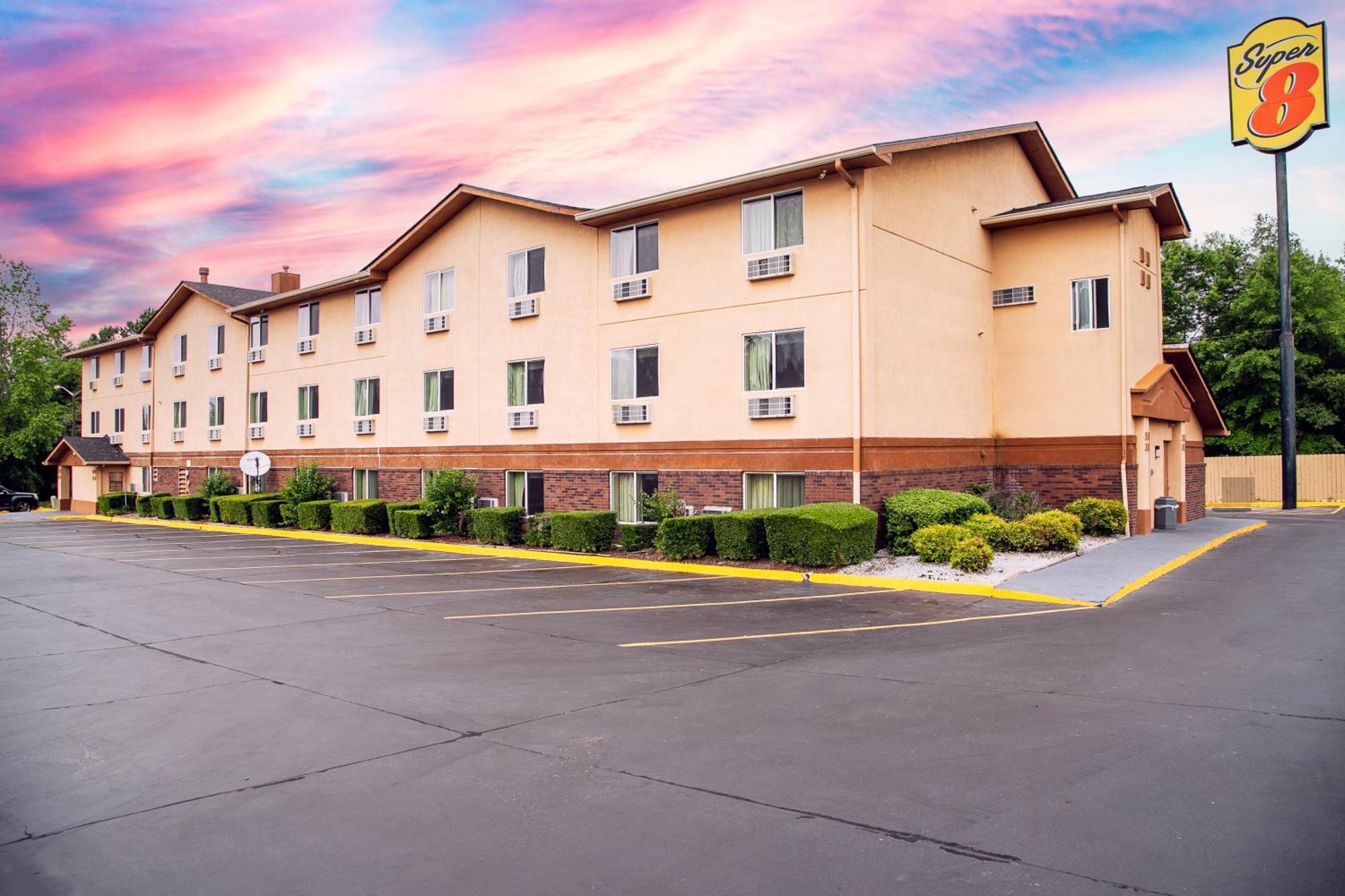Super 8 By Wyndham Augusta Ft Eisenhower Area Екстер'єр фото